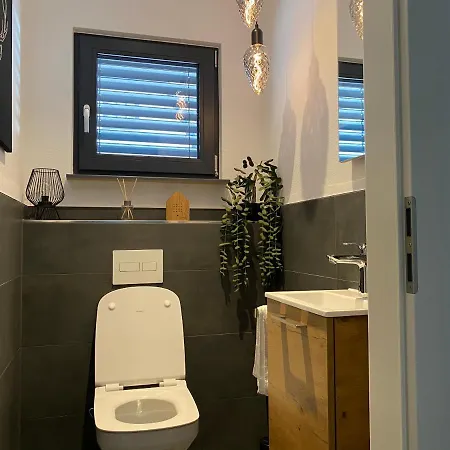 Mittendrin Ortenau -keine Monteurwohnung- Holiday home *